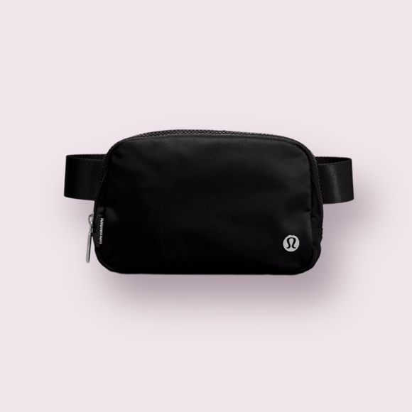 lululemon athletica Handbags - NWT Lululemon Everywhere Belt Bag Black